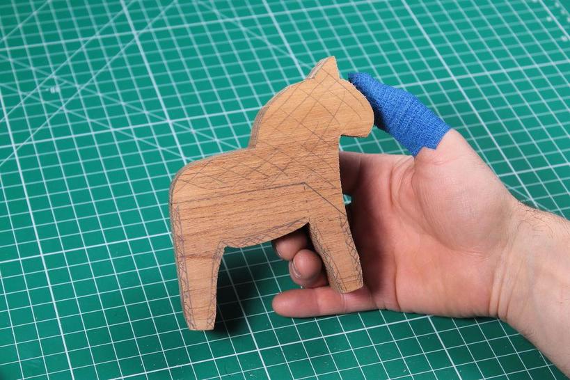 Мне всегда нравились деревянные игрушки: оказывается, сделать красивую лошадку совсем не сложно
