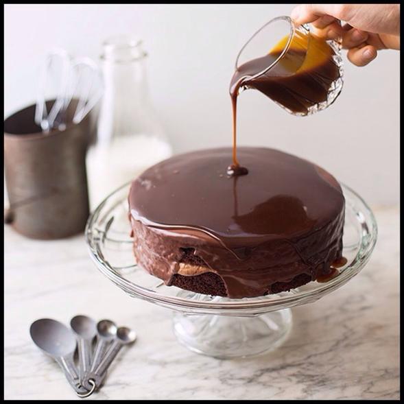 Любовь с первого кусочка: домашний шоколадный торт, который можно есть сразу после приготовления