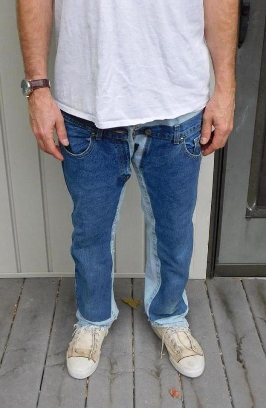 Я нашла у мужа две пары дырявых джинсов: у меня получилось сшить из них очень красивые и модные штаны