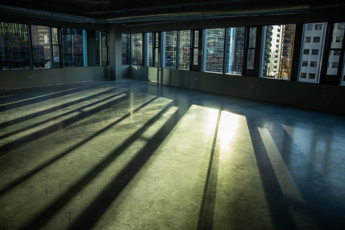 Amazon открывает приют для бездомных в своей штаб-квартире. Вот как он выглядит