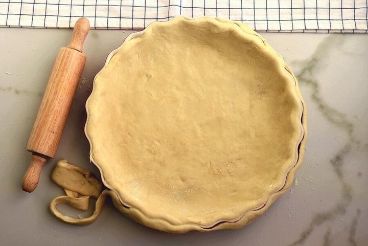 Рецепт приготовления вкусного пирога с начинкой из клюквы и грецкого ореха