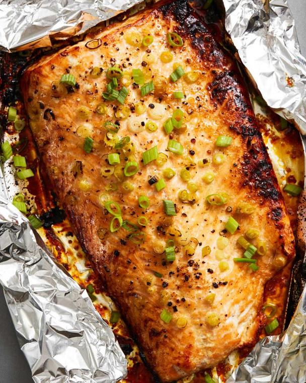 Рецепт приготовления вкуснейшего запеченного лосося в глазури. Пальчики оближешь