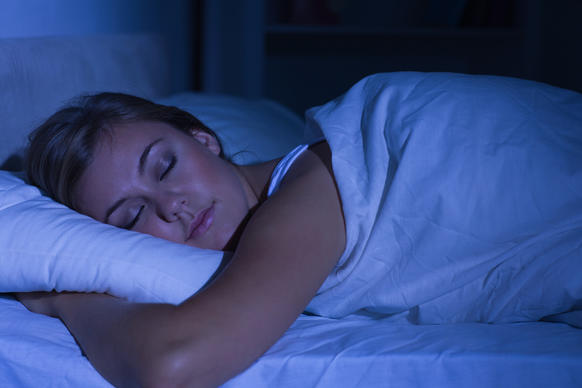 В течение первого года жизни ребенка родители теряют 700 часов сна. Психологи нашли выход