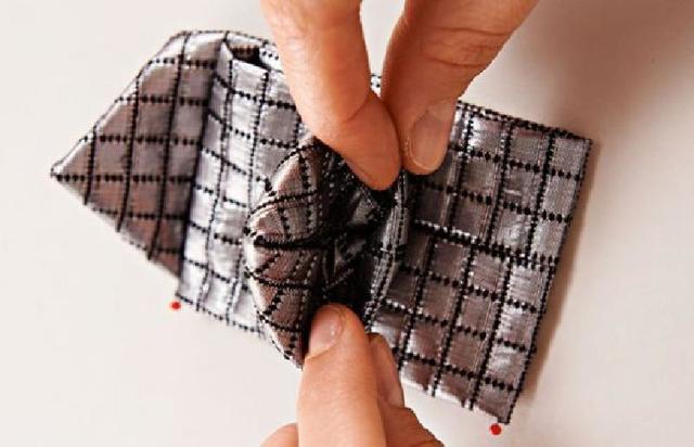 Как сшить 4 галстука-бабочки своими руками? Классический предмет мужского гардероба добавит индивидуальности и женскому наряду