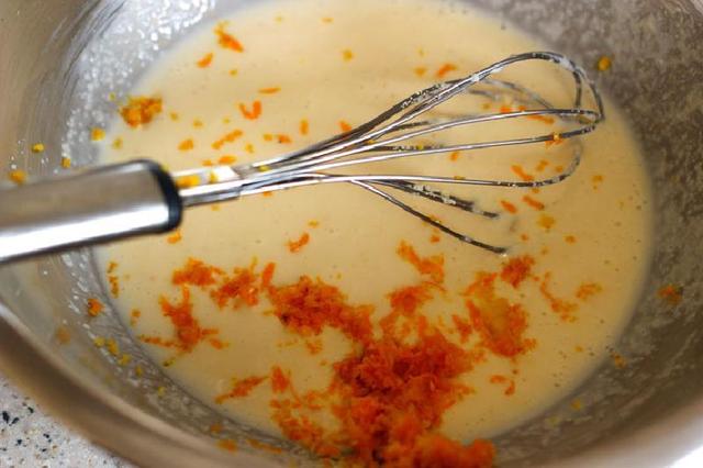 Апельсиновый манник на йогурте с яблоками: всегда готовлю детям на завтрак это сытное лакомство