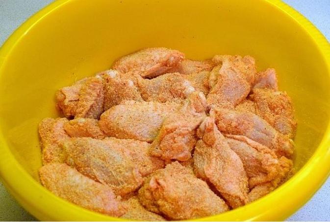 Мои дети обожают крылышки от KFC: знакомая, которая там работала, рассказала, как приготовить их дома