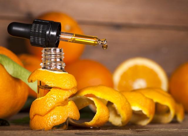 Витаминная бомба зимой: польза апельсина для здоровья и красоты
