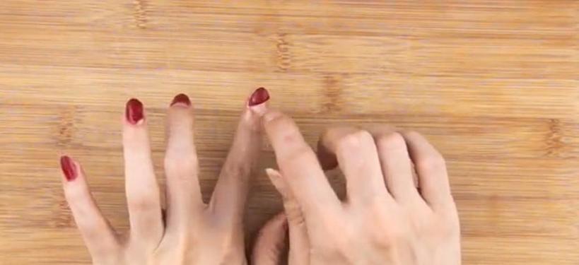 Как самостоятельно снять гелевое покрытие с ногтей, когда нет ацетона