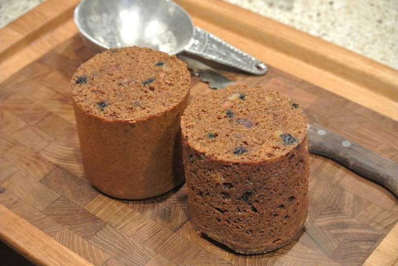 Бостонский хлеб из трех видов муки: необычно то, что он готовится в кастрюле с кипящей водой