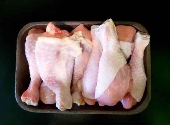Экономно, вкусно и красиво: куриные котлеты на кости   идеальный вариант для ужина и обеда. Даже муж берет их с собой на обед