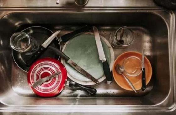 От неправильных разделочных досок до неверной заточки: наиболее распространенные ошибки, которые повреждают кухонные ножи