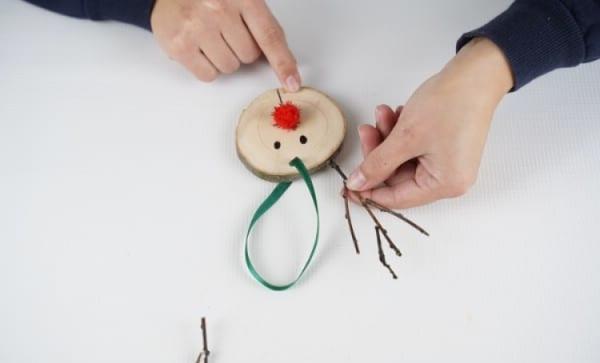 Новогодние украшения из природных материалов: делаем елочные игрушки в виде милых оленей