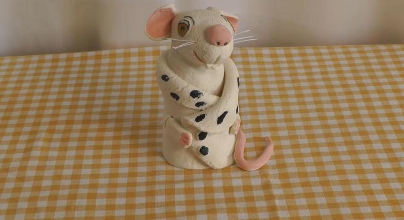 Фигурка крысы в 2020 году будет отличным оберегом от бед и неприятностей: мастер-класс по изготовлению талисмана из соленого теста (видео)
