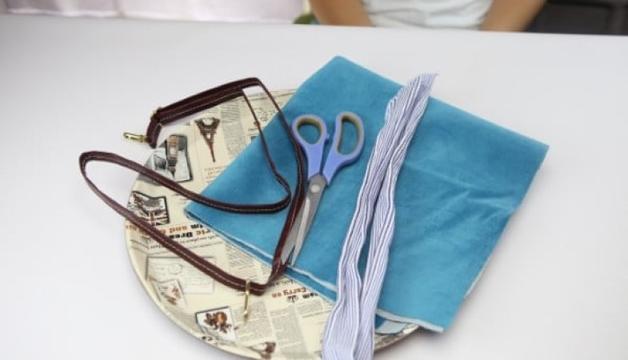 Модный аксессуар для прогулок: как сделать небольшую сумочку для мелочей без единого шва