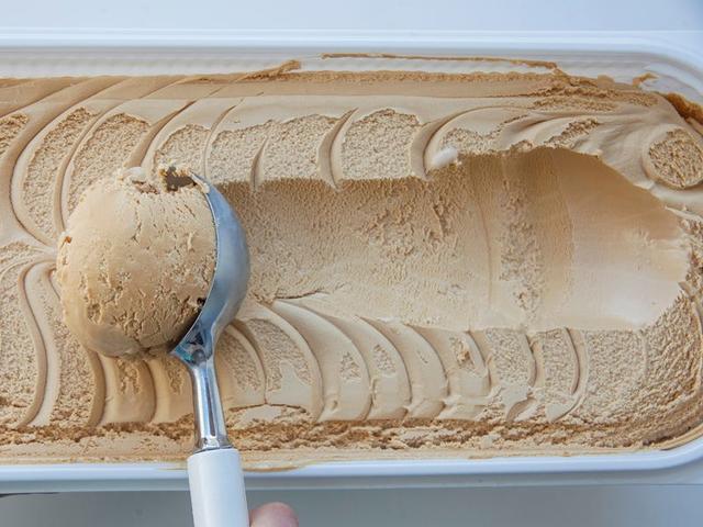 Плохо закрываем крышку контейнера: что мы делаем неправильно, когда храним мороженое