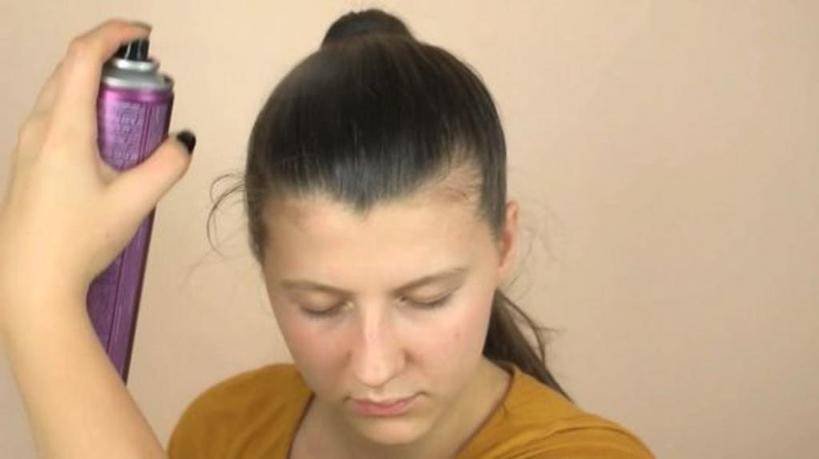 Как сделать, чтобы повязка на волосах не смещалась и не портила прическу: несколько способов