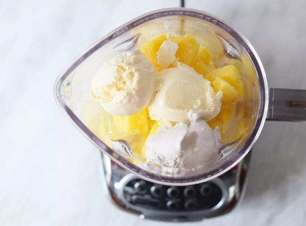 В Диснейленде попробовали популярное ананасовое мороженое. Когда приготовила дома, дети прыгали от радости