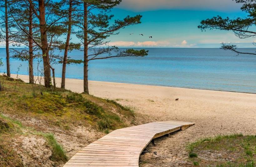 Великолепная Кулдига, исторический Цесис и курортный рай Юрмалы: чтобы увидеть настоящую Латвию, стоит отправиться не в Ригу, а в глубинку