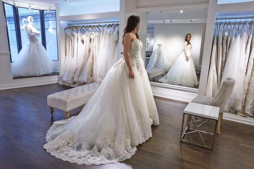 Жениху пришлось публично извиняться за обсуждение платья своей невесты в социальных сетях