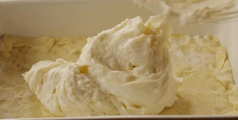 Когда я пеку свой сырный бисквит с молотой корицей и медом, аромат стоит на весь дом: рецепт нежной выпечки