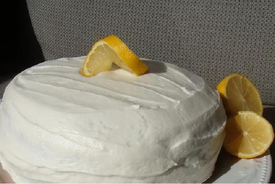 Лимон внутри и снаружи: мой любимый рецепт абсолютно лимонного торта (когда испекла его на день рождения сына, все гости были в восторге)
