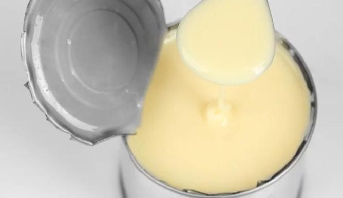 Вкусные бублики с маком на сгущенном молоке: рецепт