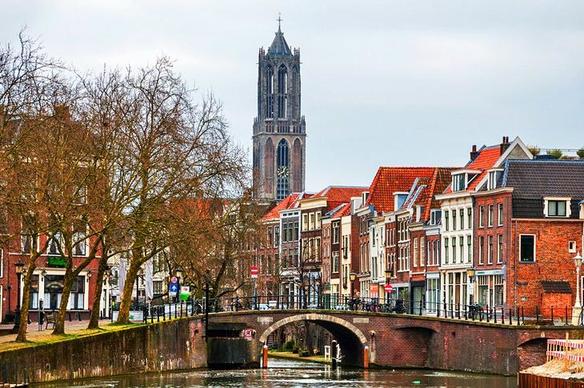 Рейтинг самых доступных и удобных городов Нидерландов для изучения туристами: почему первым делом стоит осмотреть Амстердам