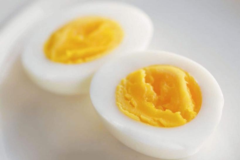 Яйца с маслом: идея для полезного завтрака