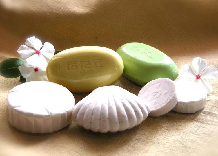 5 простых домашних рецептов мыла-антисептика: ароматное, травяное, лимонное, жидкое, душистое
