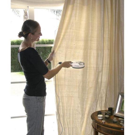 Стираем шторы по правилам: гладим их мокрыми и другие советы хозяюшкам