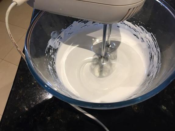 Как самостоятельно приготовить жидкий зефир Флафф: пошаговый рецепт с фото