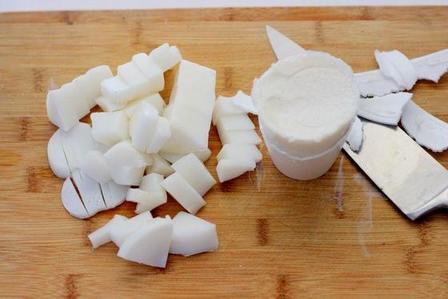 Научилась делать в домашних условиях нежное крем-мыло с кокосовым маслом: очень деликатно ухаживает за телом