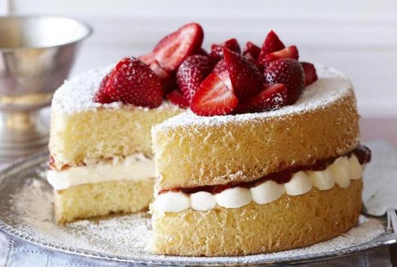 Раскрыт рецепт знаменитого бисквитного торта, который готовили королеве Виктории