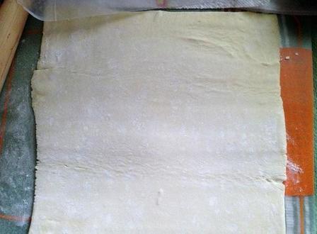 Тыквенные слойки с сыром бри: аромат лакомства стоит на весь дом