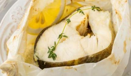 Как приготовить сочную рыбу в пергаменте: 3 невероятных рецепта вкусного блюда