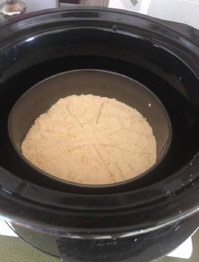 Я делаю песочное тесто всего из 3 ингредиентов и запекаю его в мультиварке: дешево и сердито (рецепт)