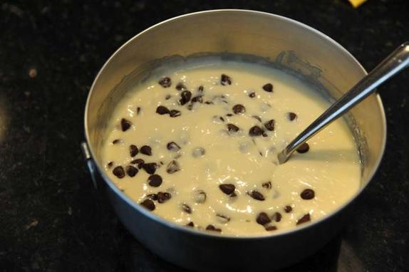  Угольки  на палочках: рецепт черно белых кейк попсов, которые наверняка придутся по вкусу вашим детям