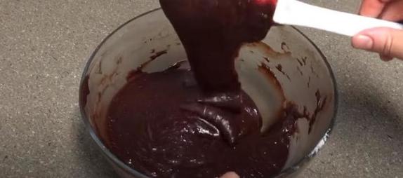 Шоколадный торт готовлю на сковороде - коржи получаются не хуже, чем в духовке
