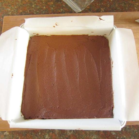 Шоколадно-малиновая помадка с орехами кешью: рецепт полезной сладости