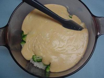 Запеканка из риса, сыра и брокколи: простой рецепт необычайно вкусного блюда
