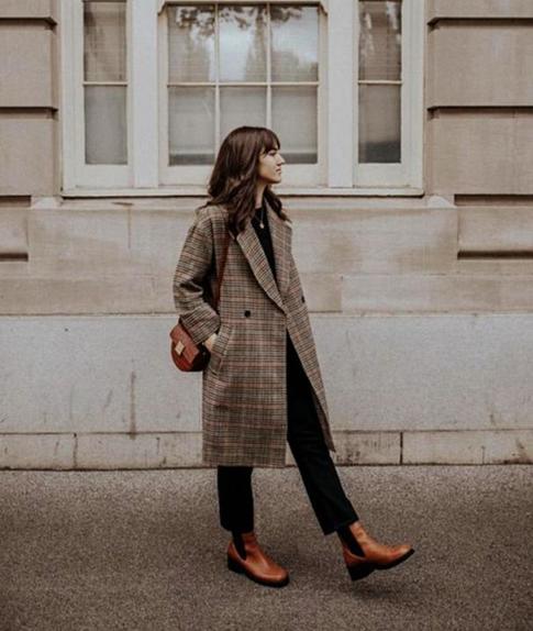 Как сочетать и с чем носить осенние сапожки и полуботинки: 9 стильных вариантов на любой случай
