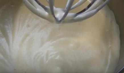  Волшебный  яблочный пирог: во время выпечки тесто превращается в крем. Этот десерт намного вкуснее шарлотки
