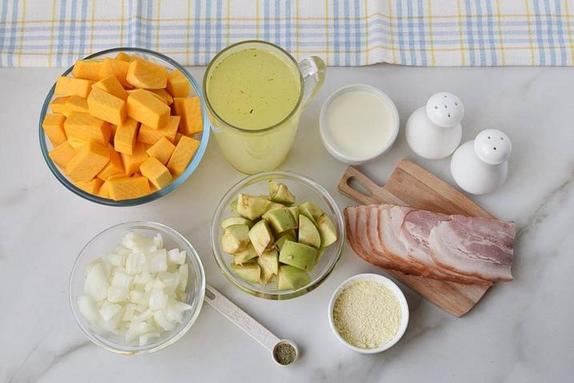 Мускатная тыква и яблоки: сливочный суп из необычных ингредиентов