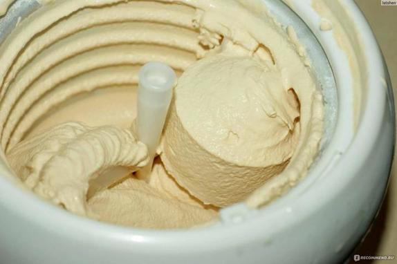 Без молока и сливок: чудо-мороженое на сгущенном молоке и фруктах (свежих, мороженых или консервированных)