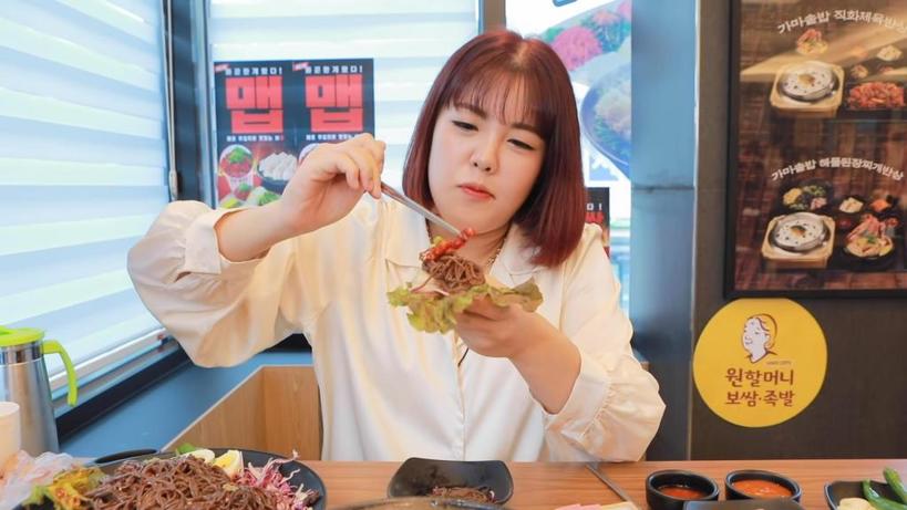 Из за работы набрала много лишнего веса: девушка из Южной Кореи, похудевшая за 500 дней на 44 кг, посоветовала не перегружать себя диетами