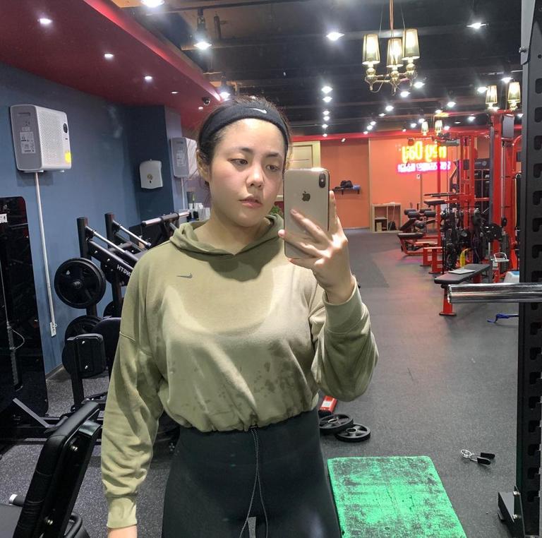 Из-за работы набрала много лишнего веса: девушка из Южной Кореи, похудевшая за 500 дней на 44 кг, посоветовала не перегружать себя диетами