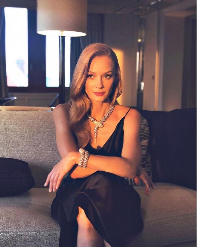 Для настоящей актрисы ничего не страшно: признанная недавно актрисой десятилетия Светлана Ходченкова рассказала, почему не боится постельных сцен