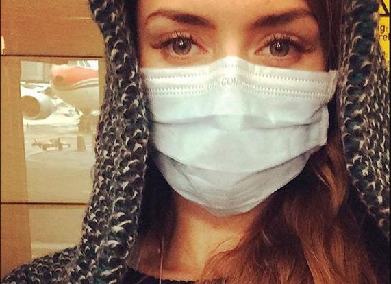 Из-за отсутствия защитной маски модель Виктория Боня оказалась в полицейском участке во Франции