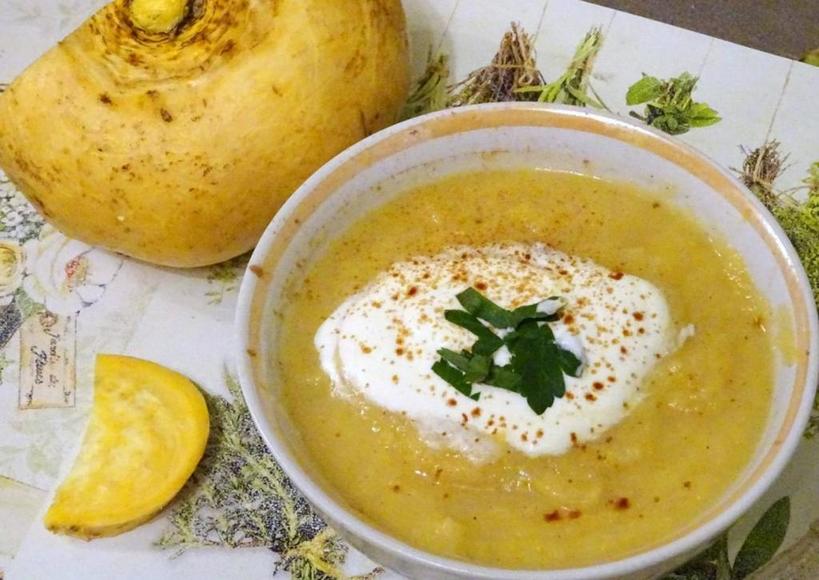 Португальский рецепт супа из репы: всего 4 простых ингредиента и полчаса времени