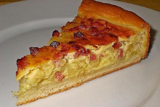 Прожив несколько лет в Германии, научилась делать швабский луковый пирог: рецепт простой, а вкус фантастический